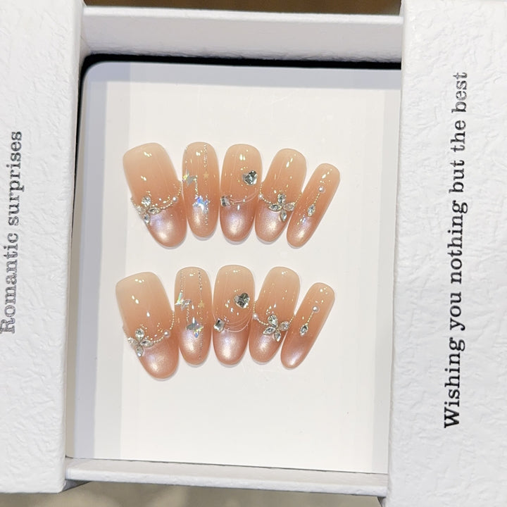 Artificial Nail Set with Romantic Heart and Glitter Designs Bowlift