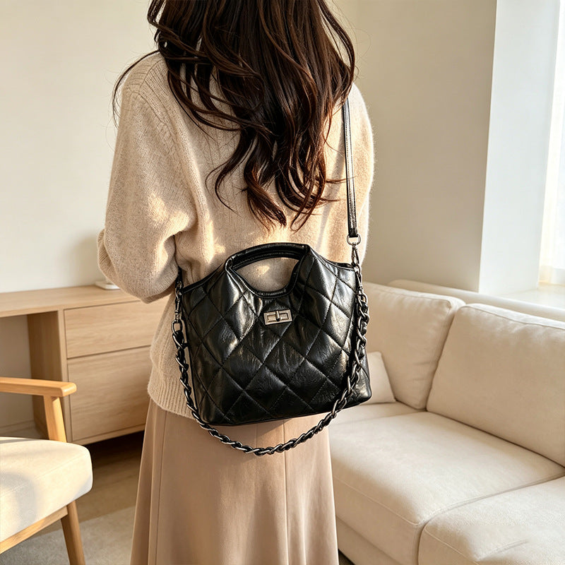 Quilted Designer Handbag Bowlift