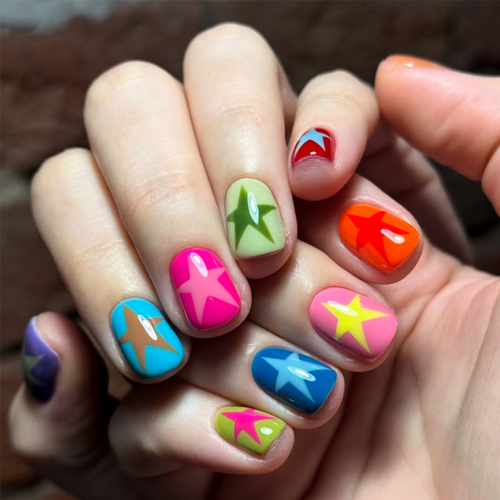 Artificial Nails with Modern Star Design Bowlift