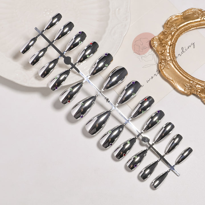 Glamorous Metallic Press-On Nail Set Bowlift