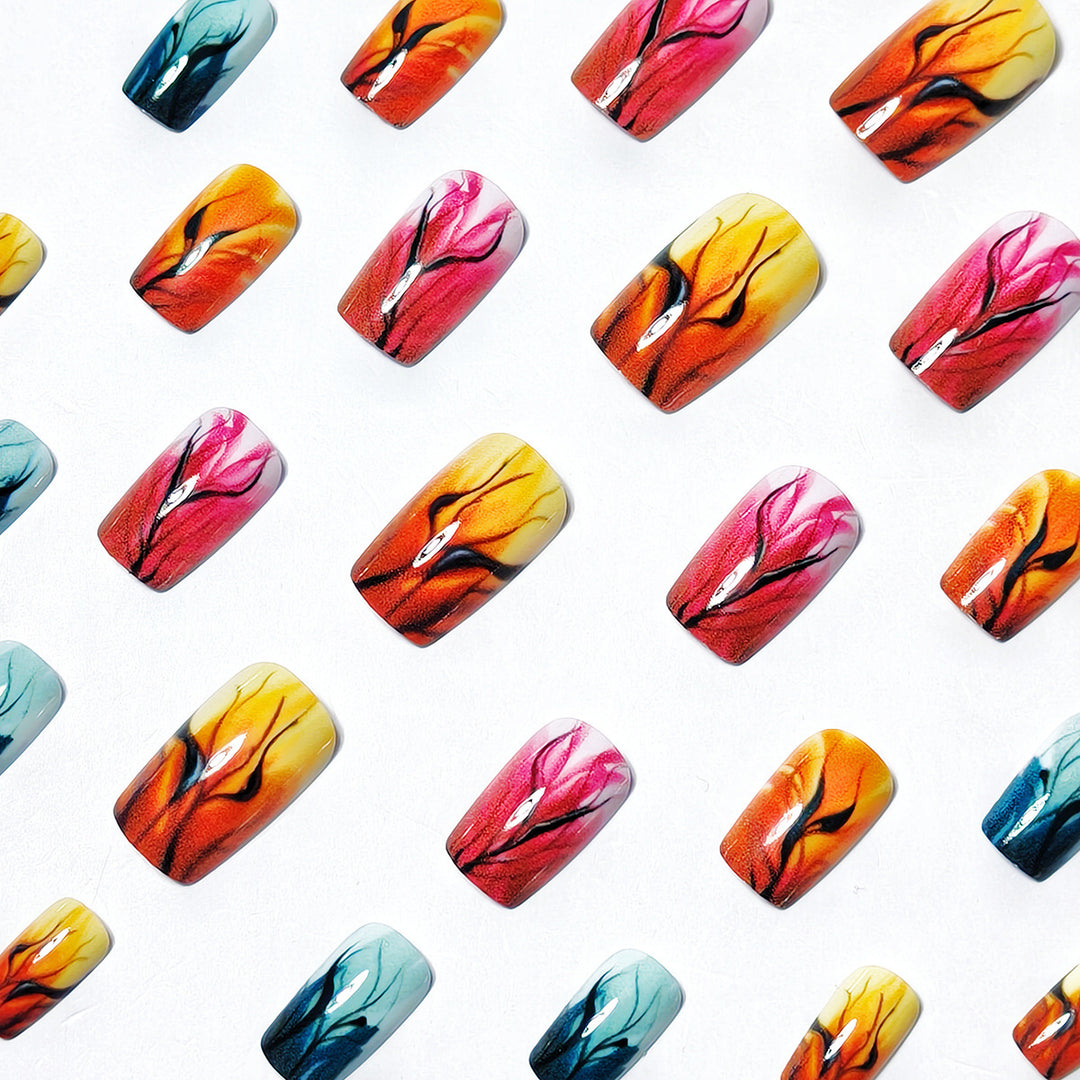 Artificial nails with autumn leaf design Bowlift