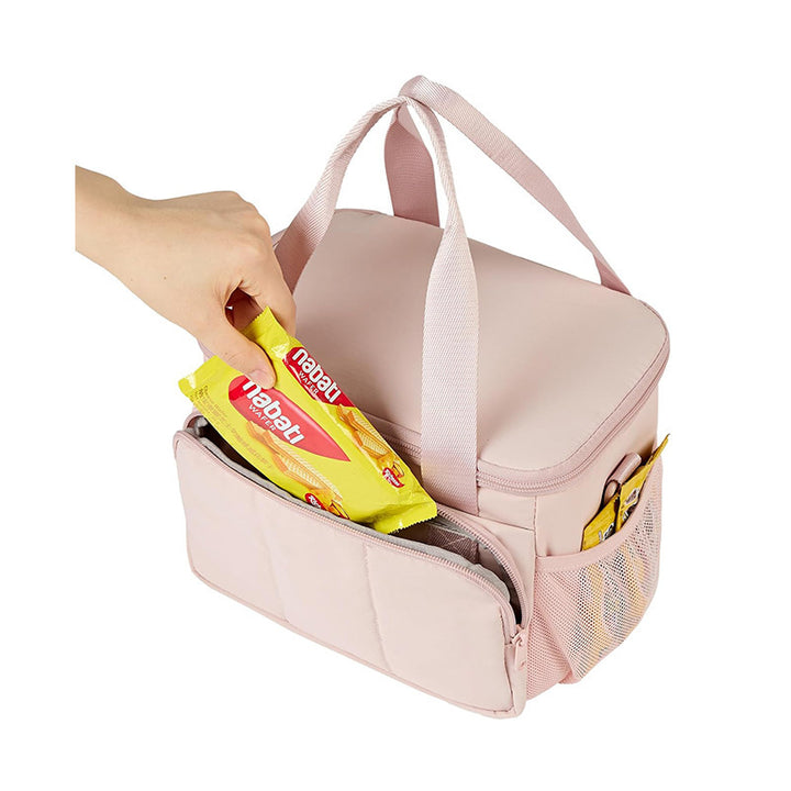 Insulated and Practical Picnic Bag Bowlift