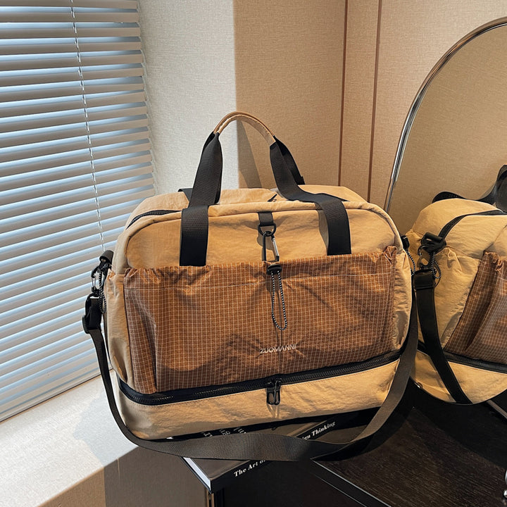 Spacious Fitness Bag With Removable Shoulder Straps Bowlift