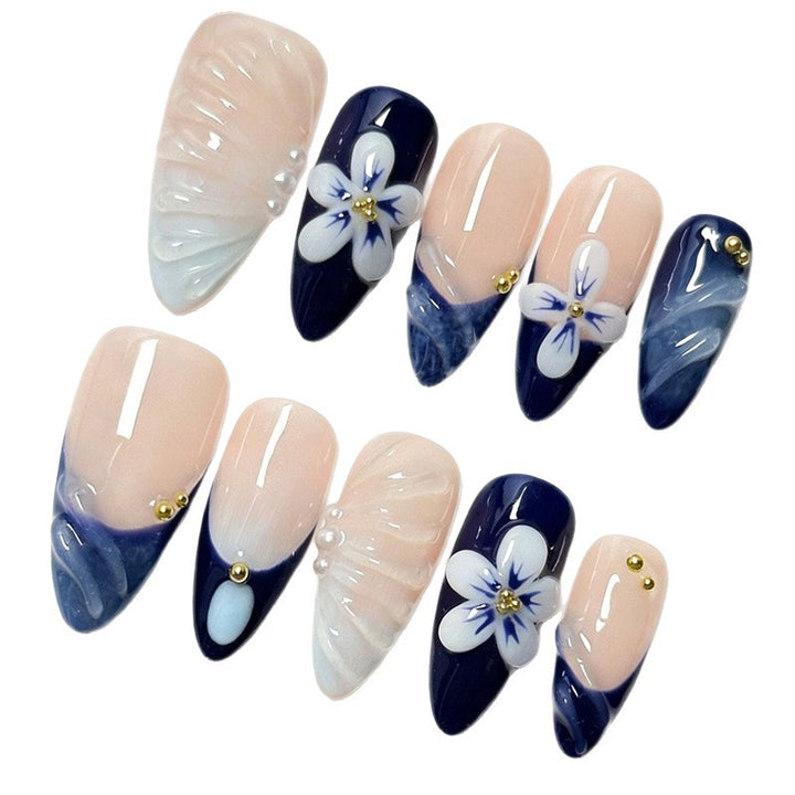 Floral Themed Press-On Nail Set Bowlift