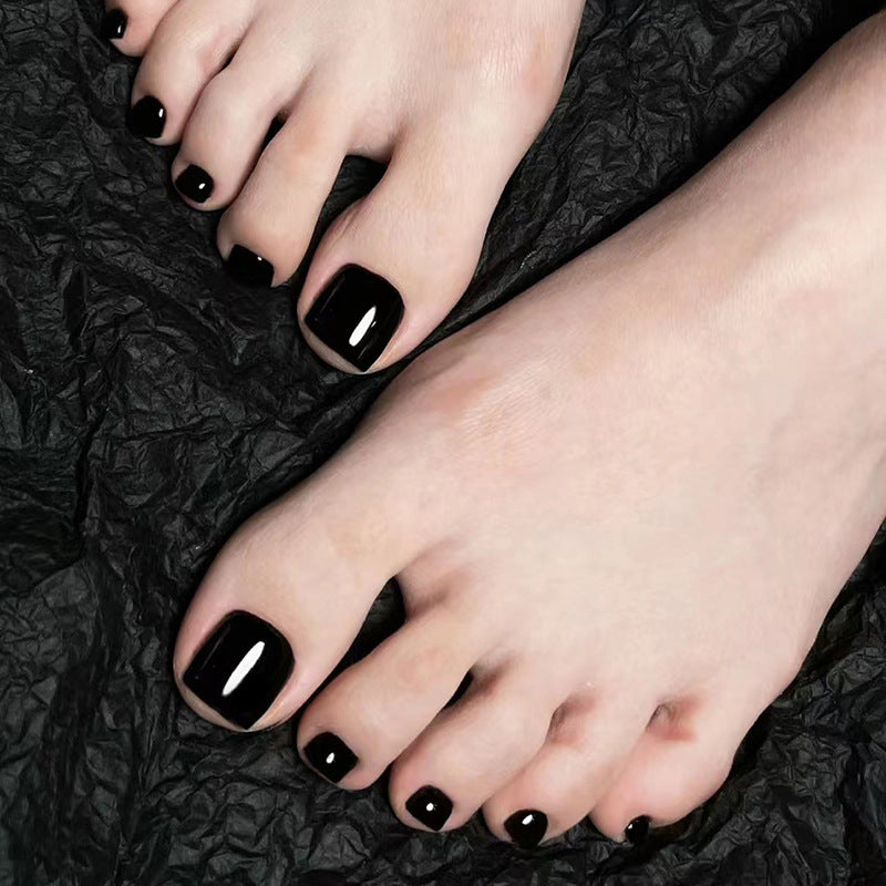 Elegant toenail art Bowlift