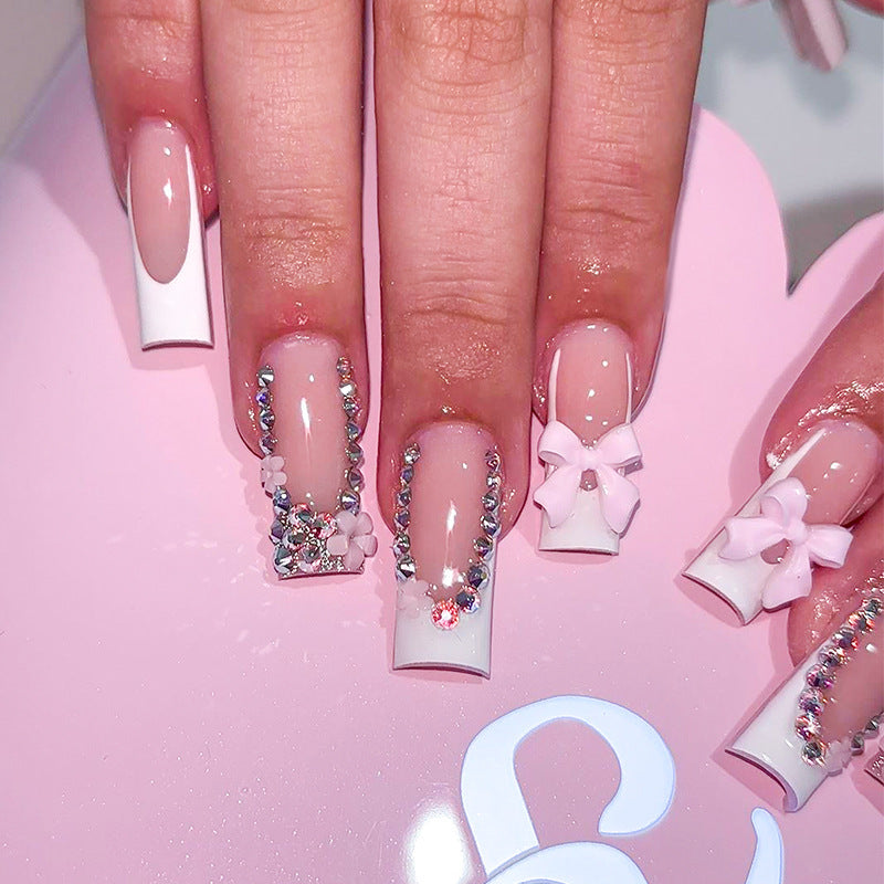 Decorative Press-On Nail Design Bowlift