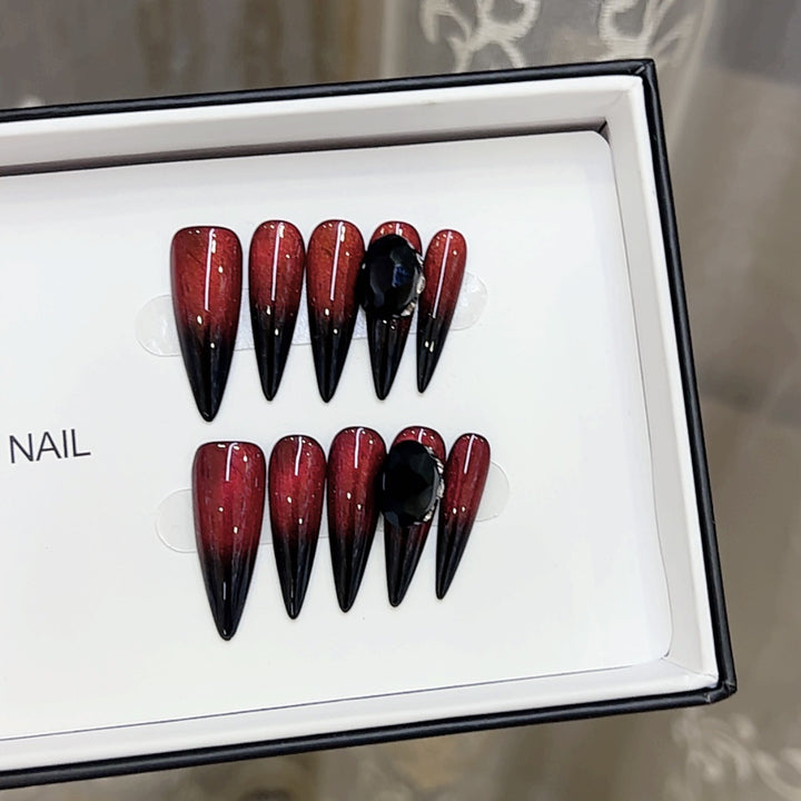 Artistic Gothic-Inspired Press-On Nail Set Bowlift