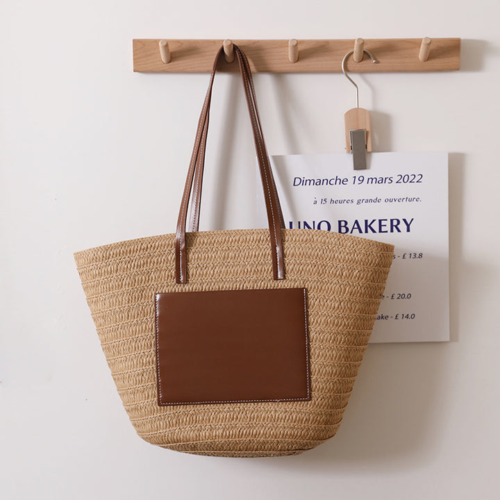 Elegant Bast bag with stylish leather detail Bowlift