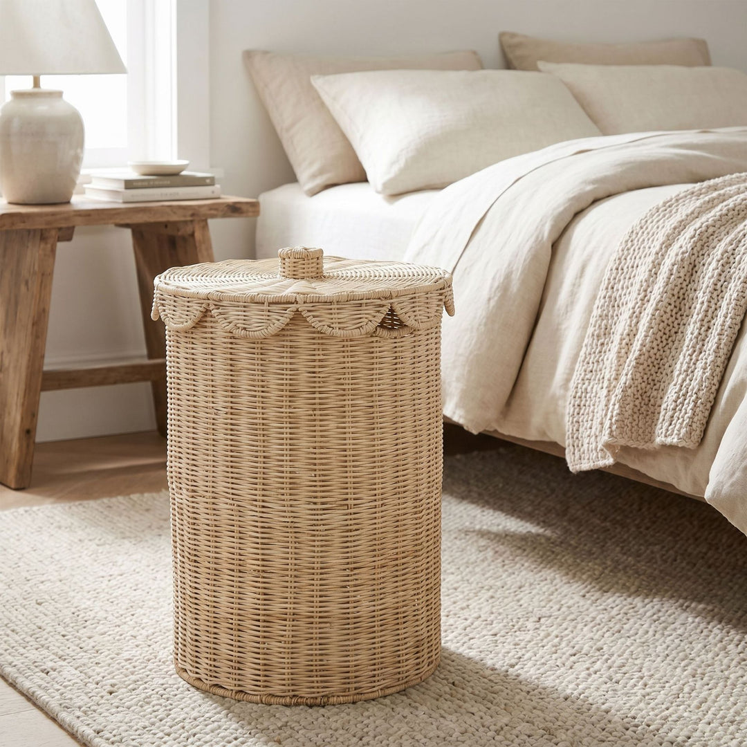 Practical laundry basket with lid Bowlift