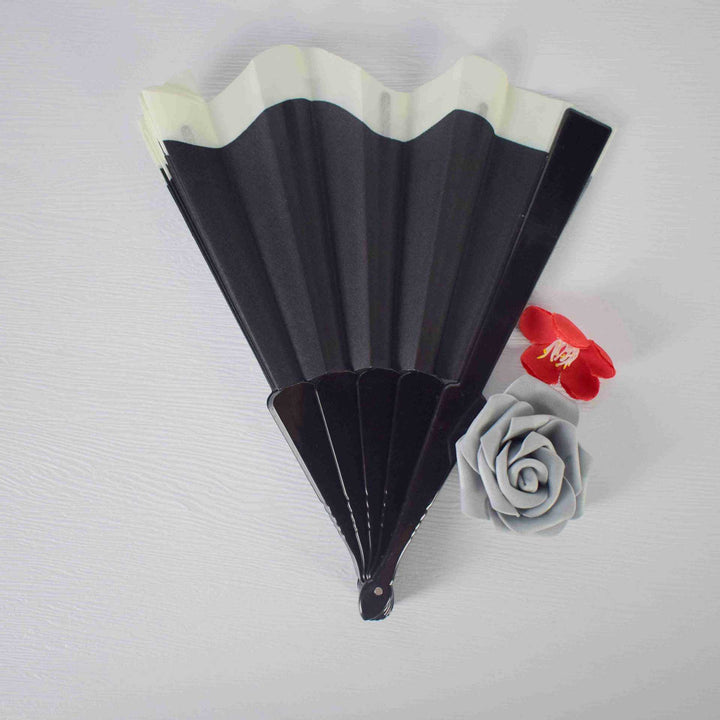 Women's stylish fan made of wood and satin Bowlift