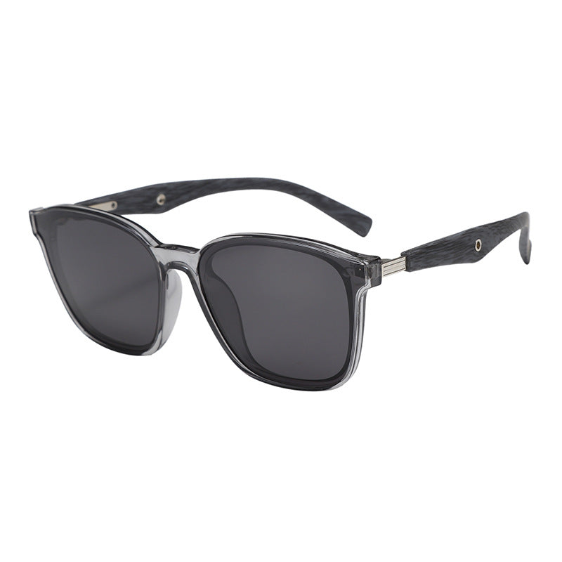 Women stylish oversized sunglasses with wooden accents Bowlift