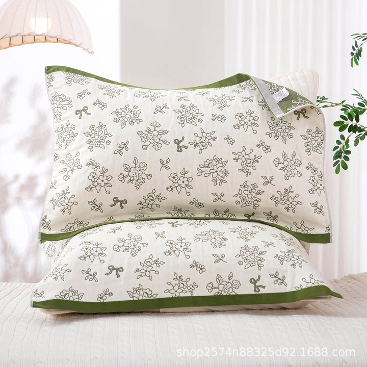 Women's pillowcase with high-quality, romantic floral pattern Bowlift
