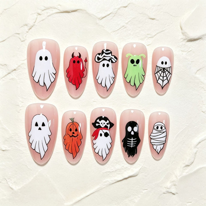 Halloween-themed Press-On Nail Art Kit Bowlift
