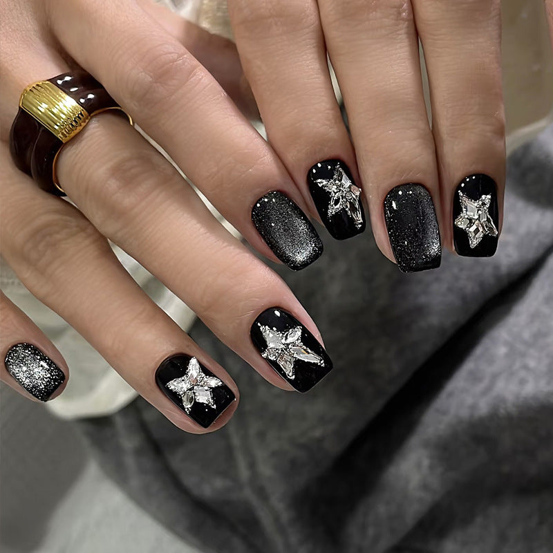 Glamorous Artificial Nail Tips with Rhinestone Details Bowlift