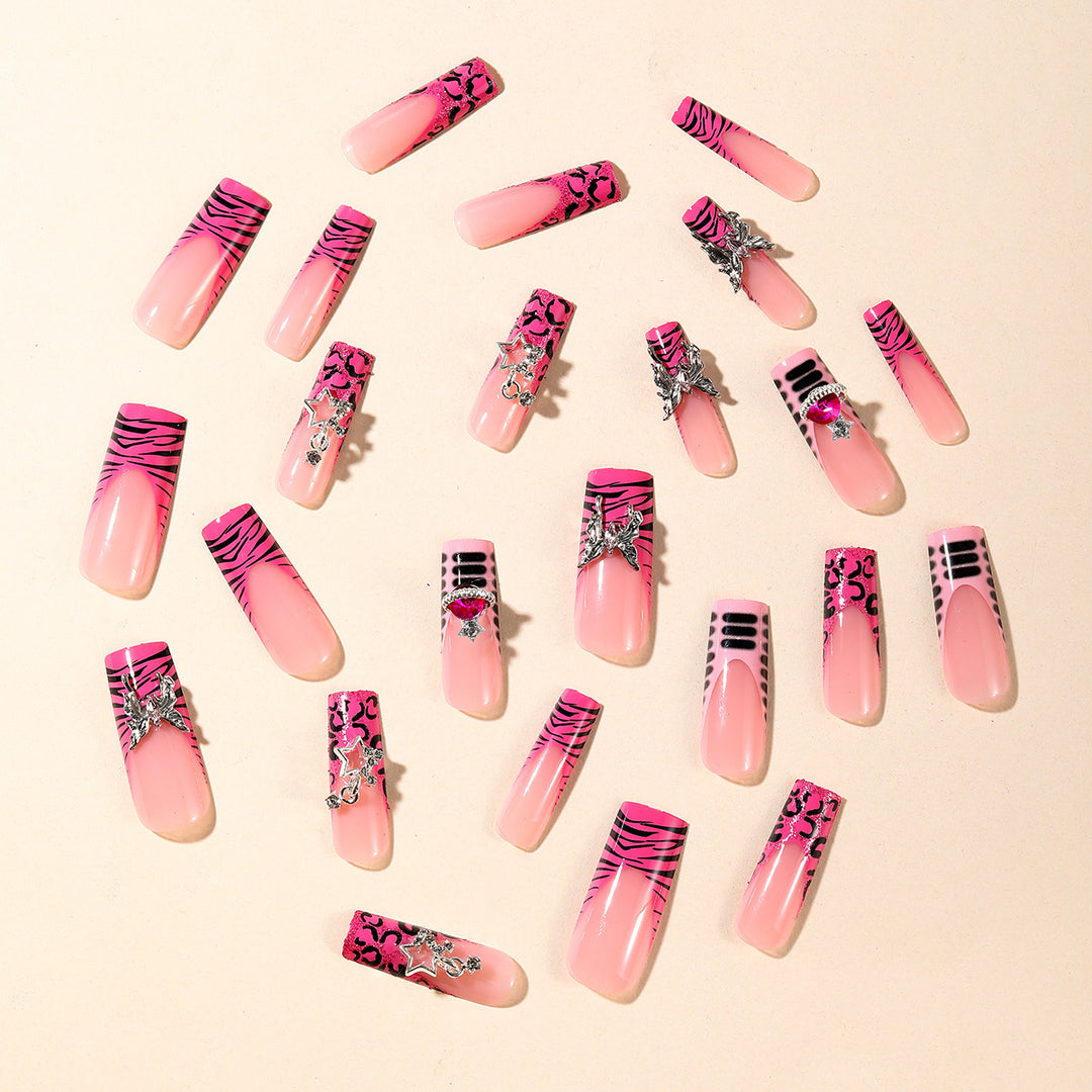 Glamorous 3D Glitter Nail Art Extensions Bowlift