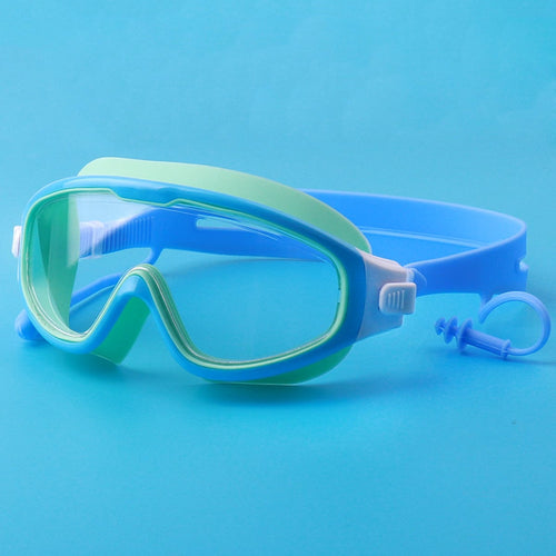 Snorkel mask with comprehensive field of view and comfortable silicone details Bowlift