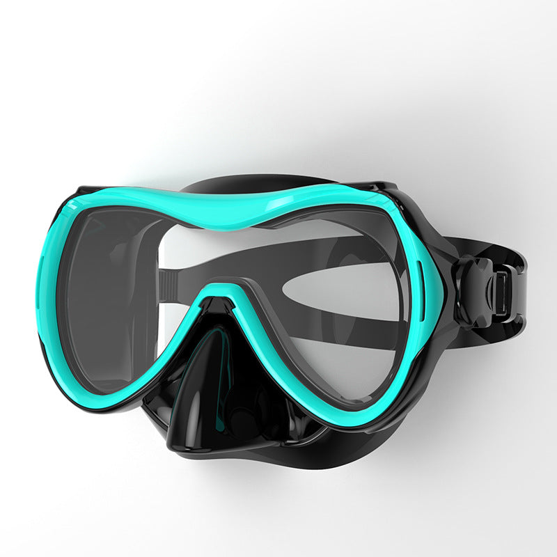 Diving mask with soft silicone edge and wide field of vision Bowlift