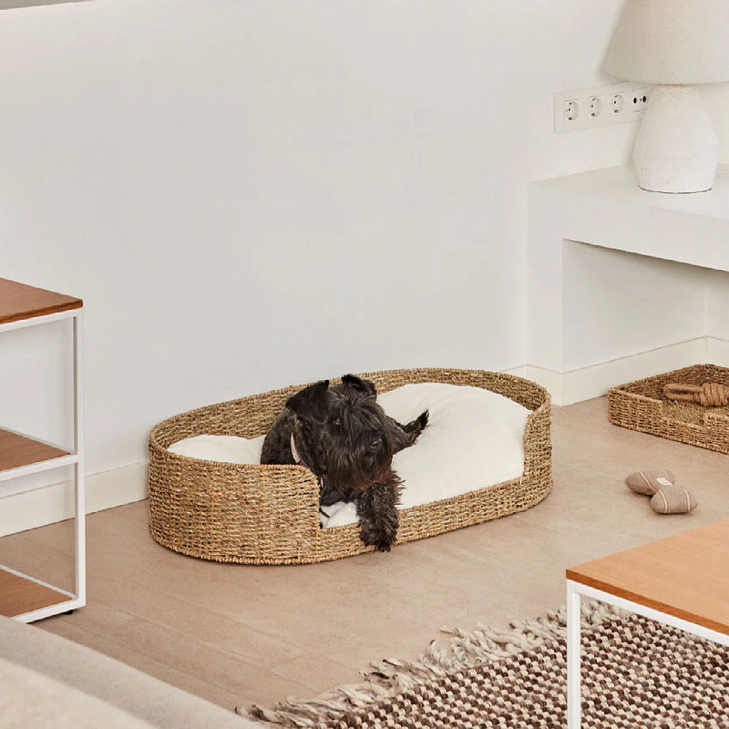 Cozy and stylish dog bed made of braided material Bowlift