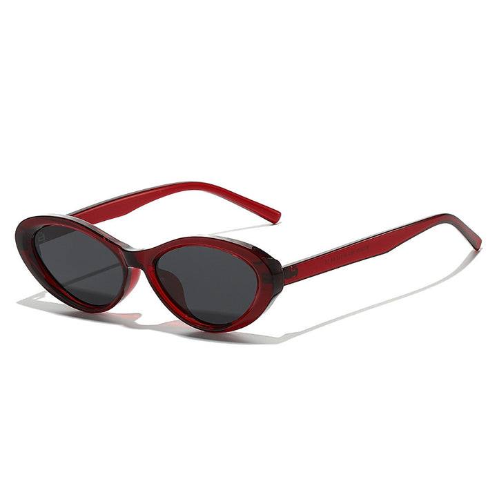 Retro-Inspired Bold Cat-Eye Sunglasses Bowlift