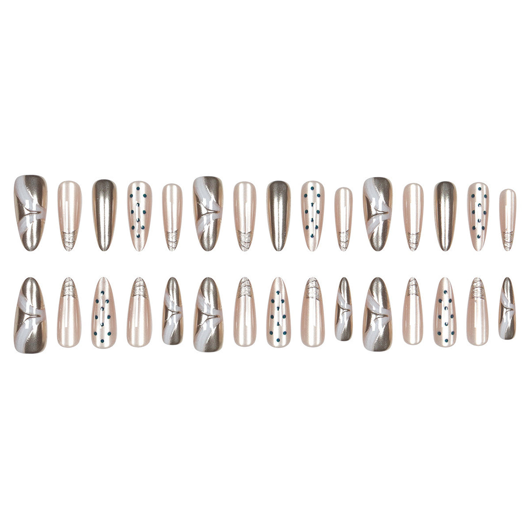Glamorous Stiletto Nail Extensions Bowlift