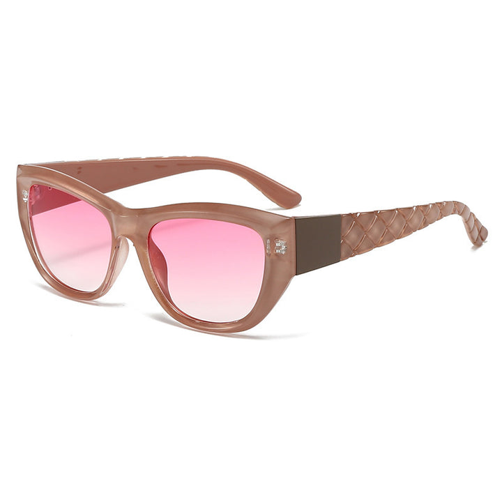 Ladies Cat-Eye Sunglasses with elegant, transparent frame Bowlift