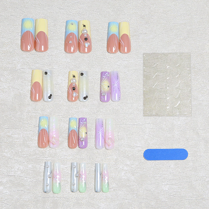 Artificial nail set with elegant floral and sparkling accents Bowlift