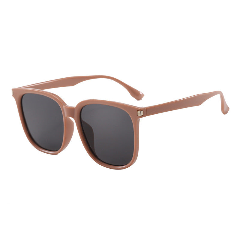 Women stylish fashionable sunglasses in square design Bowlift