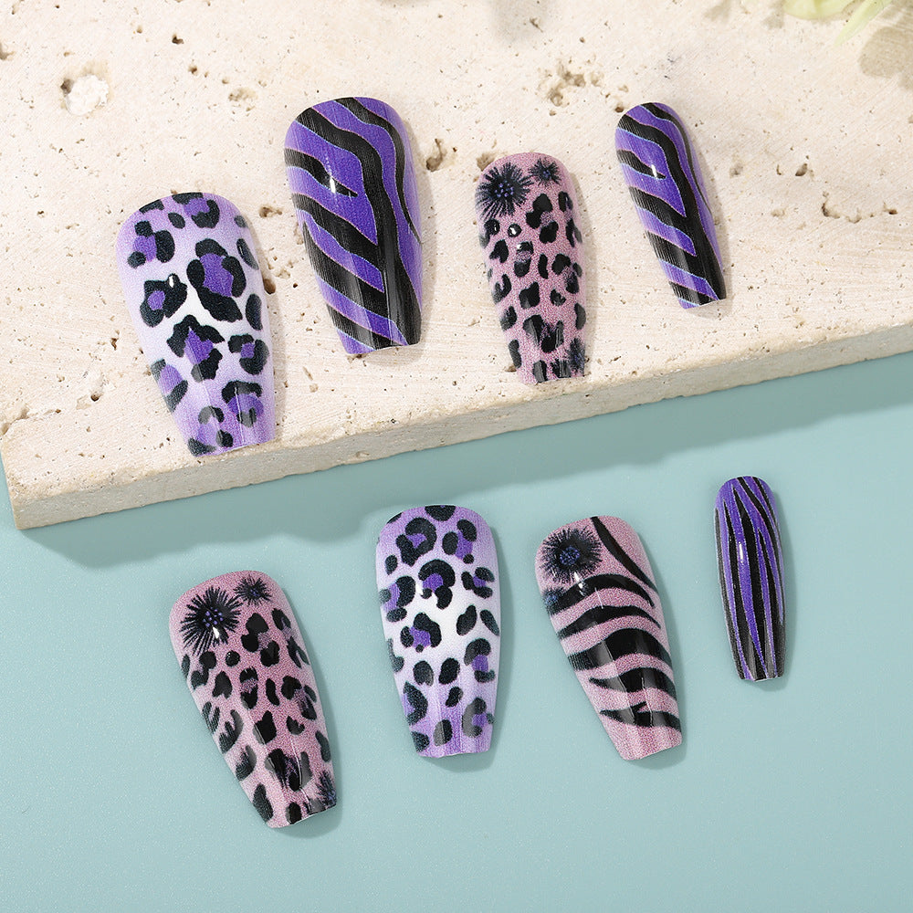 Creative leopard and stripe design artificial nails Bowlift