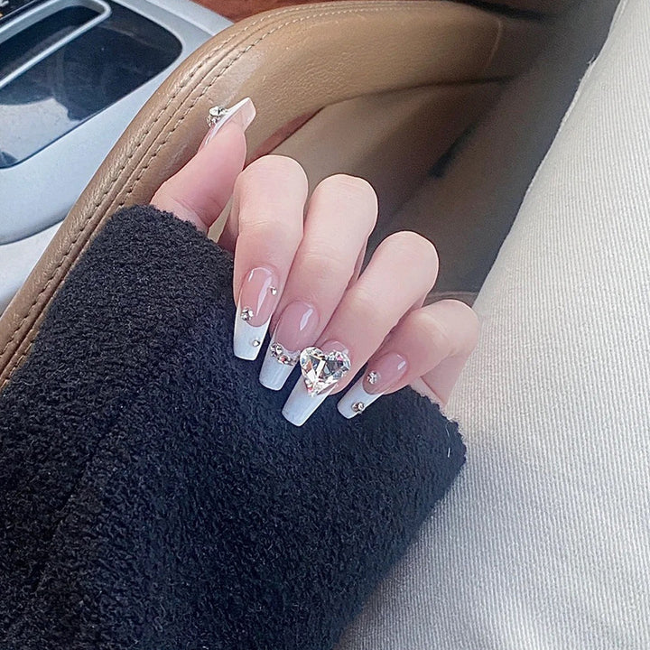 Press-On Nail Design Set with Artistic Holographic Elements Bowlift