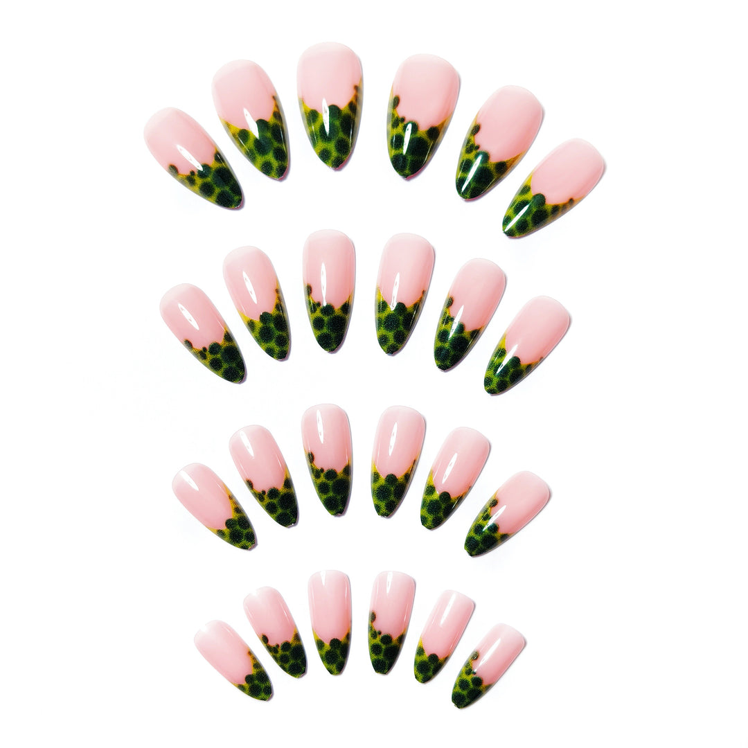 Artificial nails with Creative Leaf Design Bowlift