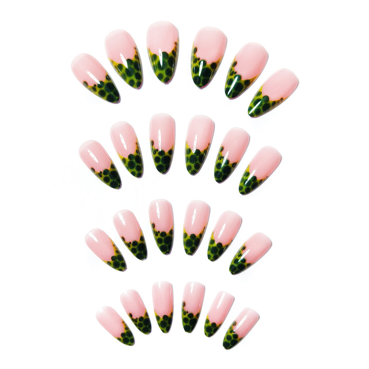 Artificial nails with Creative Leaf Design Bowlift