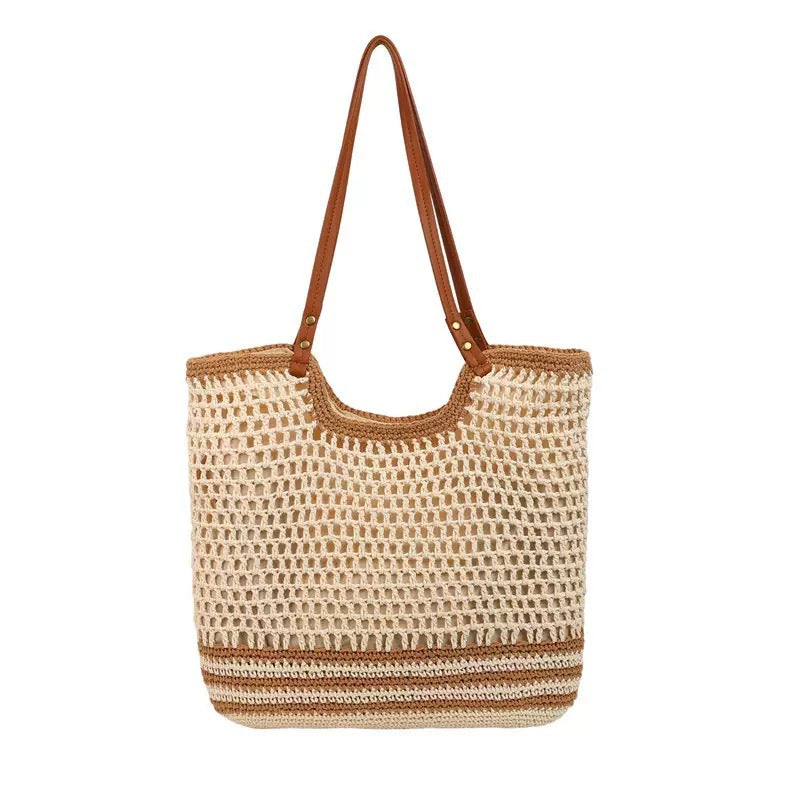 Handwoven beach bag with special details Bowlift