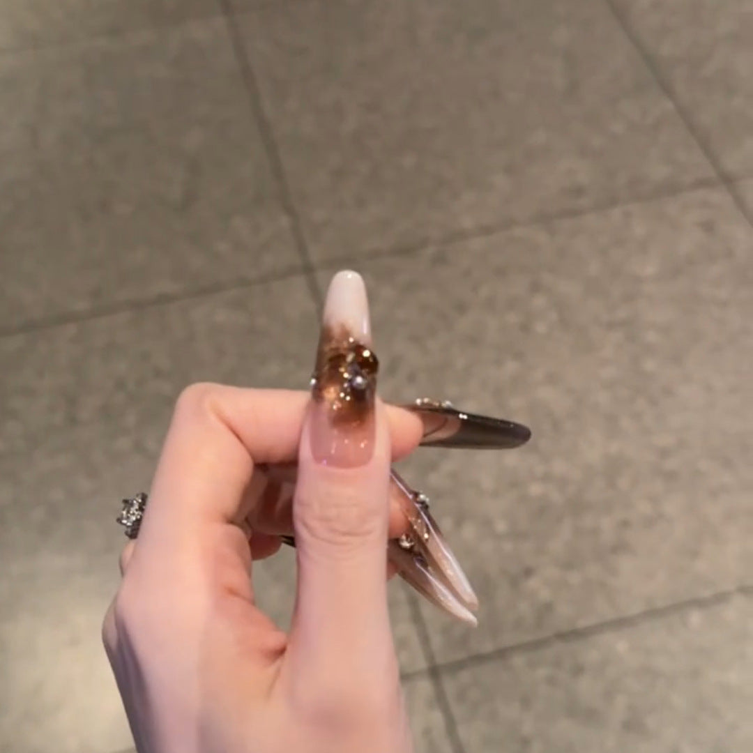Creative Design Nails Bowlift