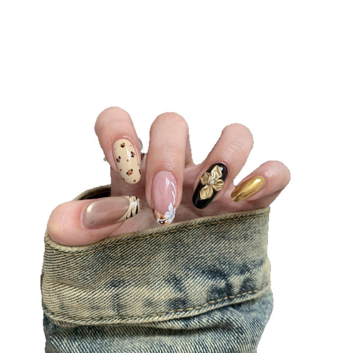 Artificial nails with flower design Bowlift