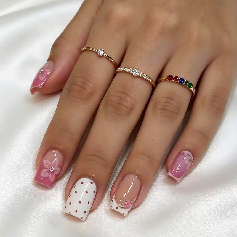 Floral Embellished Press-On Nail Set Bowlift