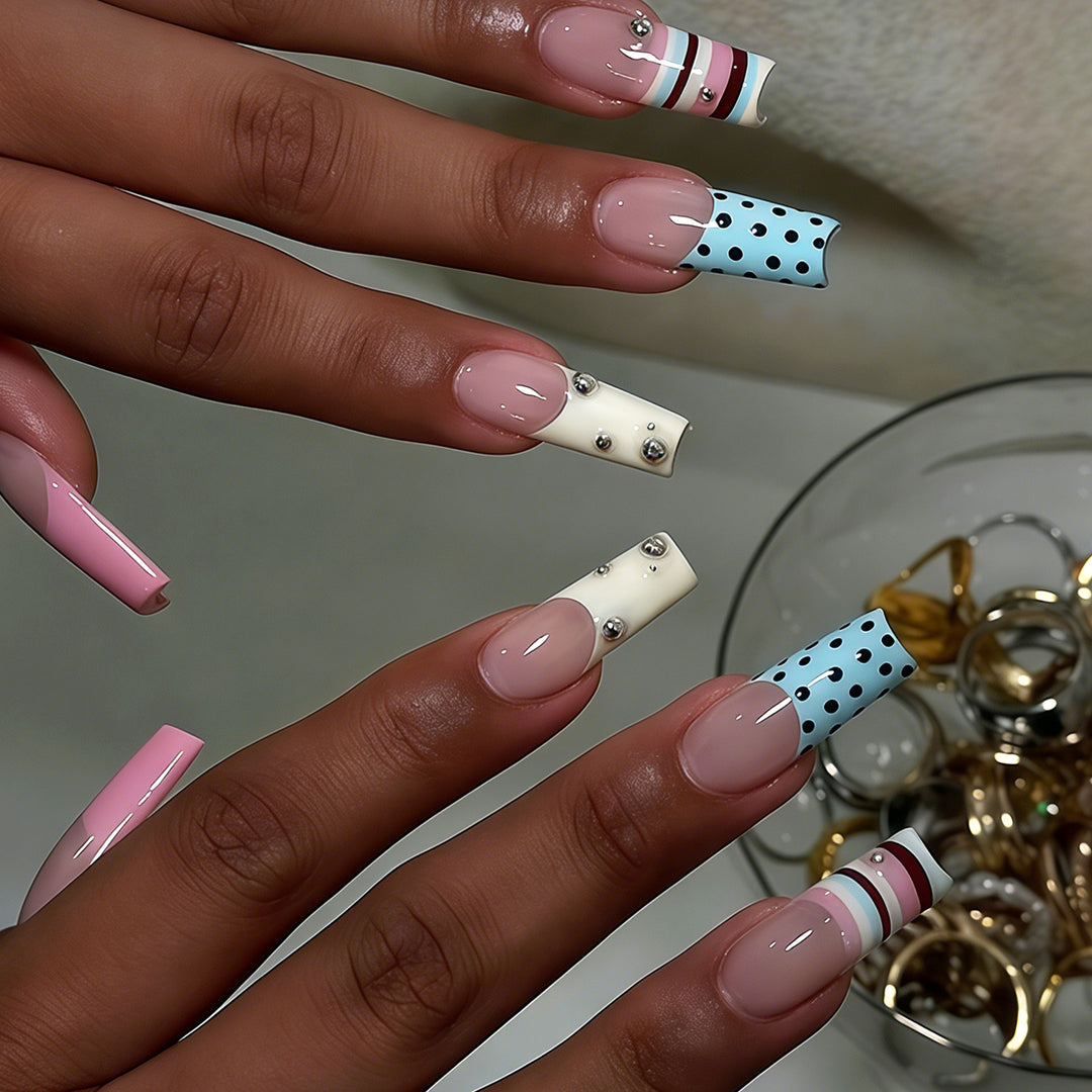 Decorative Press-On Nail Art with Intricate Patterns Bowlift