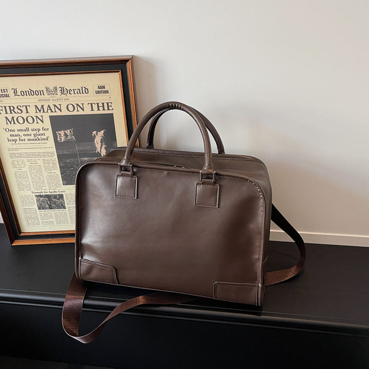 Briefcase Made of High-Quality Leather Bowlift