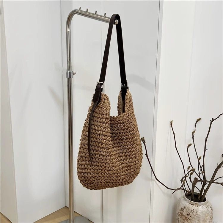 Handcrafted macrame shoulder bag with leather straps Bowlift
