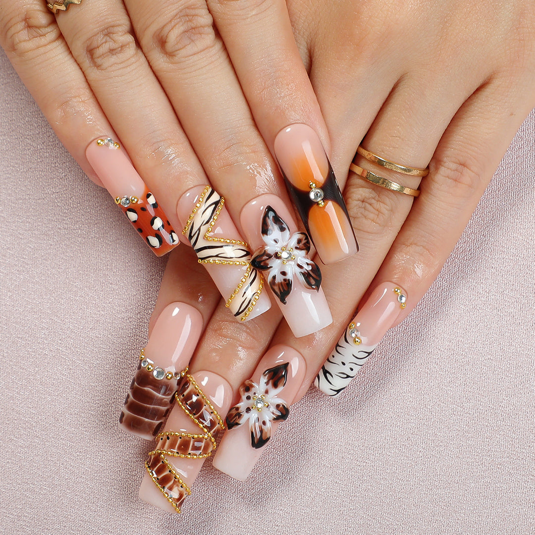 Creative Nail Art Set with Stylish Designs Bowlift