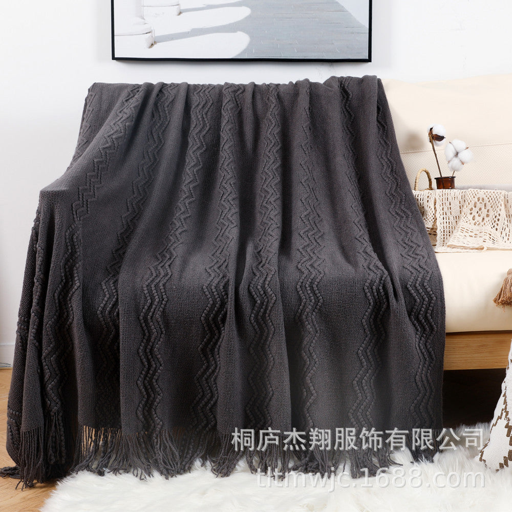 Women Comfortable Knitted Blanket with Modern Zigzag Pattern Bowlift