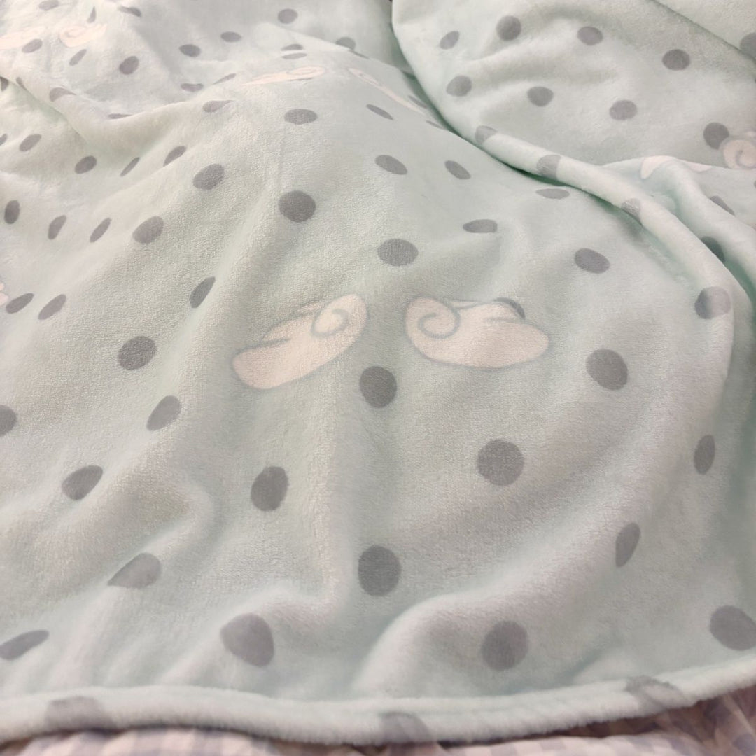 Soft Fleece Polka Dot Blanket