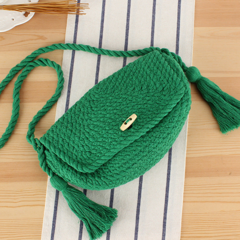 Handbag with stylish tassels Bowlift