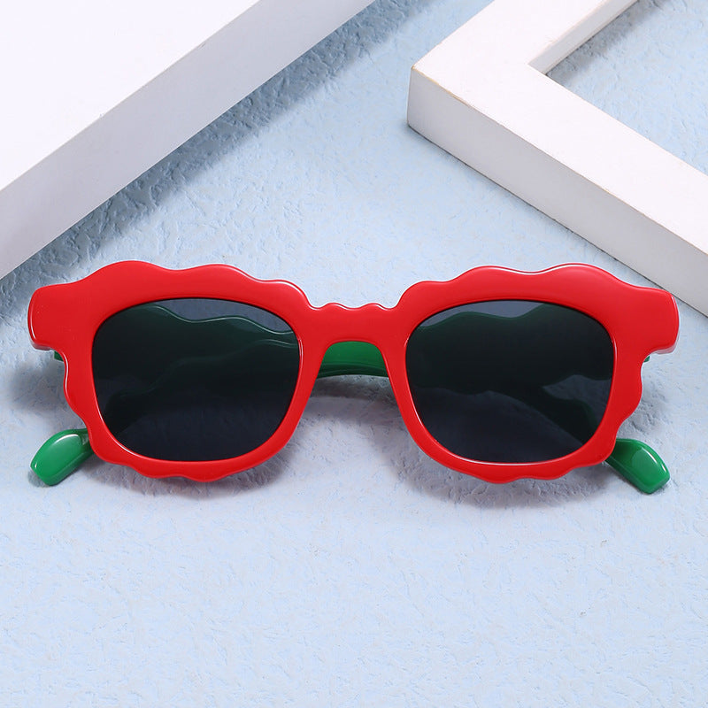 Women's Fashion Sunglasses in Trend Design Bowlift