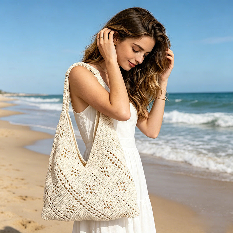 Hand-knotted Tote Bag in V-Design Bowlift