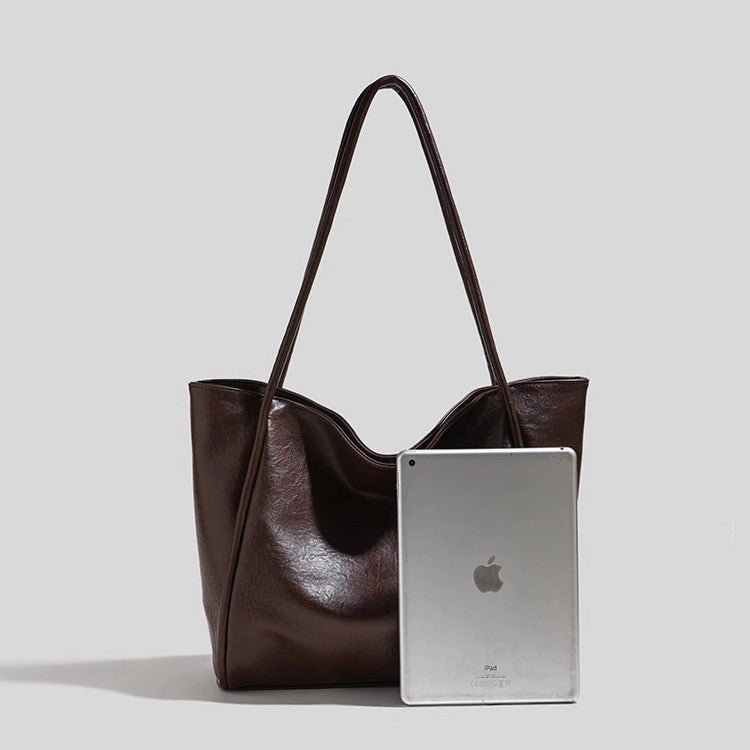 Sleek Textured Tote Bowlift