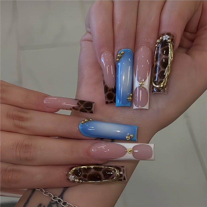 Luxurious Nail Art Extensions Bowlift