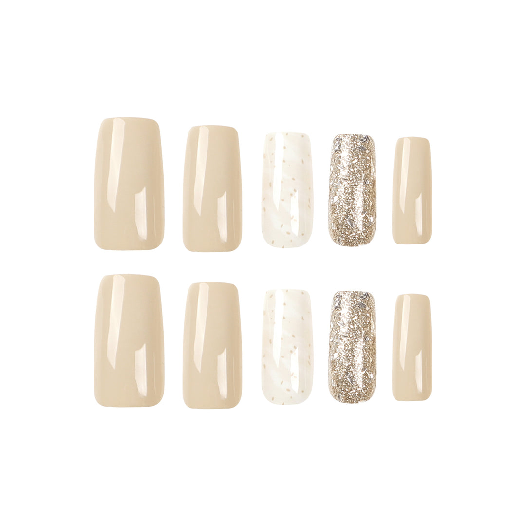 Glamorous Nail Art Bowlift