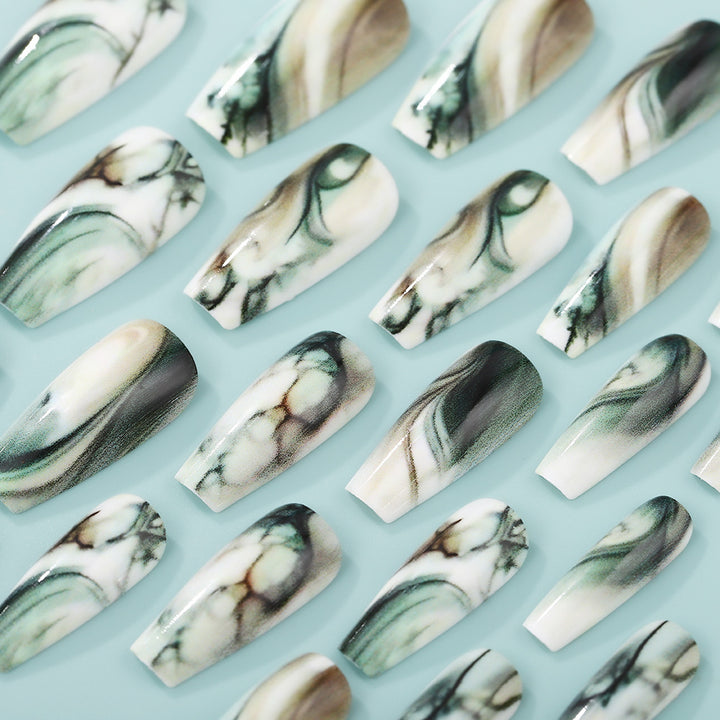 Artificial Nail Art Nails in elegant marble design Bowlift