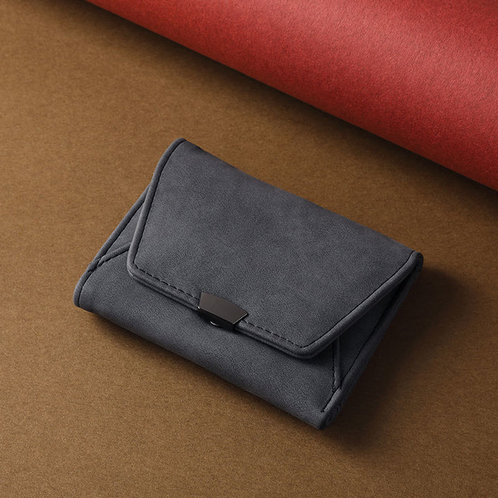 Elegant Textured Leather Card Holder Bowlift