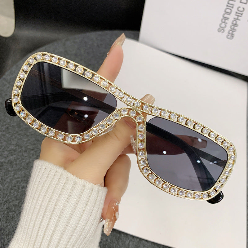 Ladies Glamorous Sunglasses with Sparkling Crystal Accents Bowlift